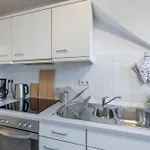 Appartement In Uni- Und Citynaehe *